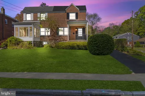 262 E Avon Rd, Brookhaven, PA 19015