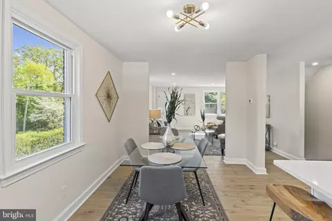 Dining - 262 E Avon Rd, Brookhaven, PA 19015 photo 1 of 3
