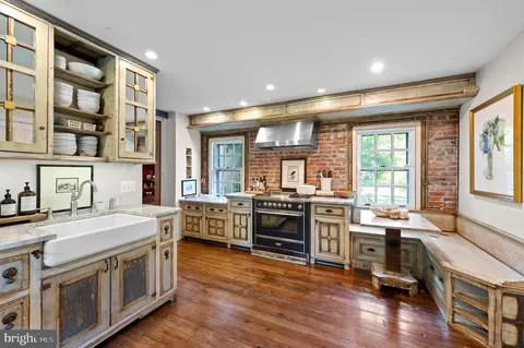 Kitchen - 4 Welwyn Rd, Wayne, PA 19087 photo 6 of 6