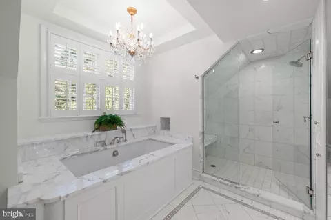 Bath - 4 Welwyn Rd, Wayne, PA 19087 photo 2 of 12