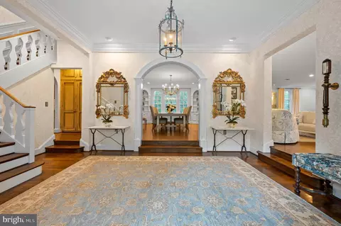 Entry Way - 4 Welwyn Rd, Wayne, PA 19087 photo 1 of 10