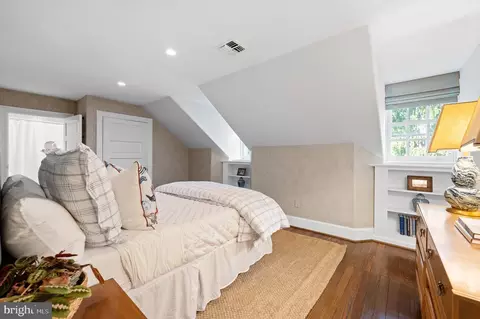 Bedroom - 4 Welwyn Rd, Wayne, PA 19087 photo 5 of 11