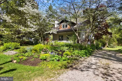 27 Oberlin Ave, Swarthmore, PA 19081