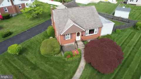 400 Barker Rd, Springfield, PA 19064
