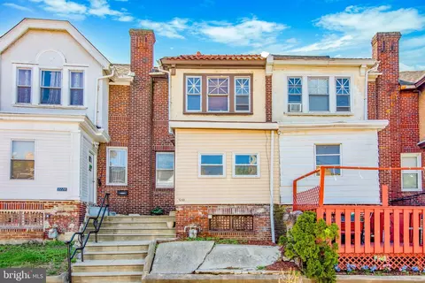 7230 Sansom St, Upper Darby, PA 19082