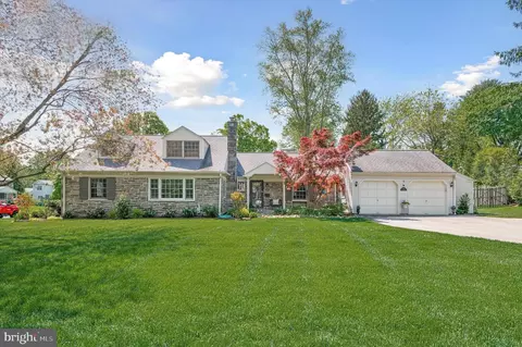 100 Browning Ln, Bryn Mawr, PA 19010