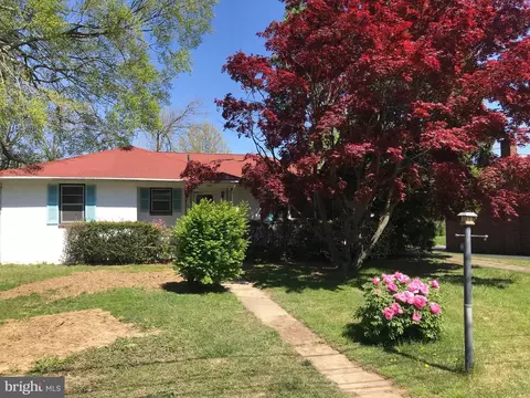 654 Wyndom Ter, Holmes, PA 19043