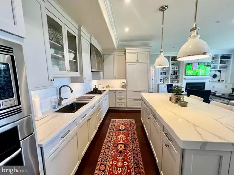 Kitchen - 102 Louella Ave #C3, Wayne, PA 19087 photo 2 of 4
