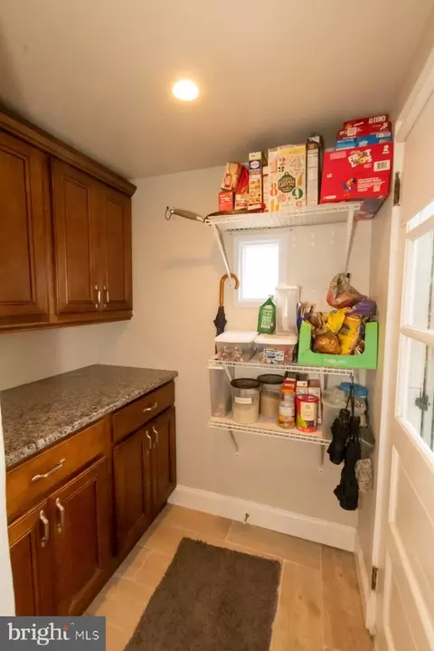 125 N Cedar Ln, Upper Darby, PA 19082 photo 7