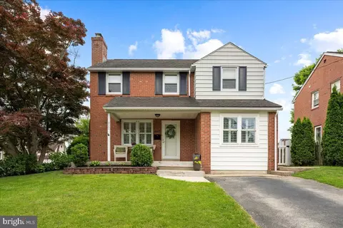 317 N Manoa Rd, Havertown, PA 19083