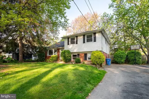 615 Georgetown Rd, Wallingford, PA 19086 photo 4