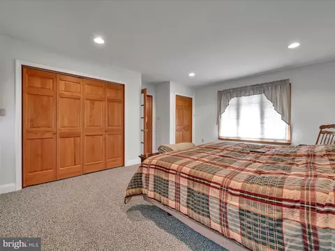 Bedroom - 485 Barker Rd, Springfield, PA 19064 photo 4 of 4