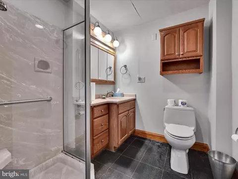 Bath - 485 Barker Rd, Springfield, PA 19064 photo 2 of 2