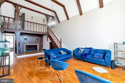 Living - 253 Richfield Rd, Upper Darby, PA 19082 photo 1 of 1