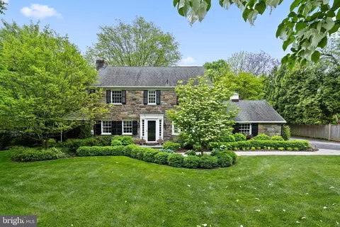 421 College Ave, Haverford, PA 19041