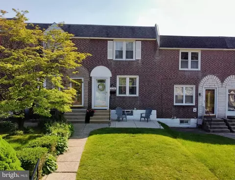328 Westpark Ln, Clifton Heights, PA 19018