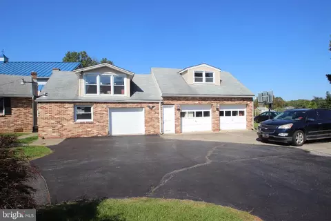 Exterior - 2245 Chichester Ave, Boothwyn, PA 19061 photo 1 of 4