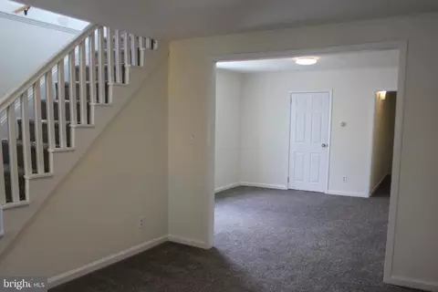 206 Wilcox St, Marcus Hook, PA 19061 photo 4