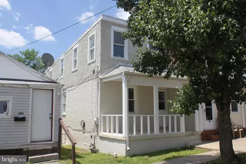 206 Wilcox St, Marcus Hook, PA 19061 photo 3