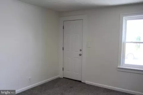 206 Wilcox St, Marcus Hook, PA 19061 photo 8