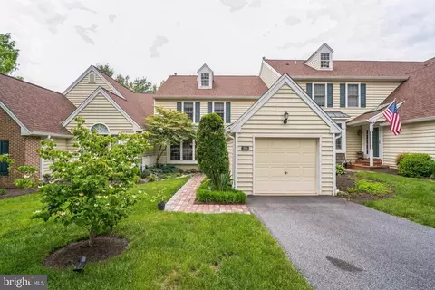 206 Sackville Mills Ln #29, Wallingford, PA 19086