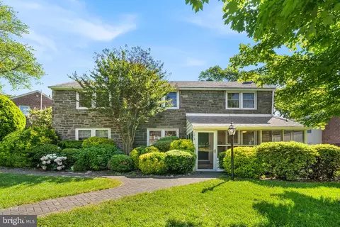1013 Aikens Ln, Wynnewood, PA 19096