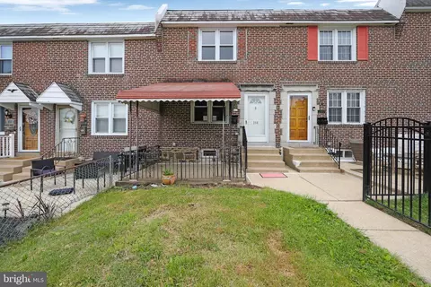 258 Crestwood Dr, Clifton Heights, PA 19018