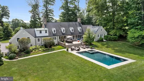 276 Abrahams Ln, Villanova, PA 19085