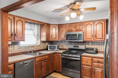 531 Wayne Ave, Springfield, PA 19064 photo 14