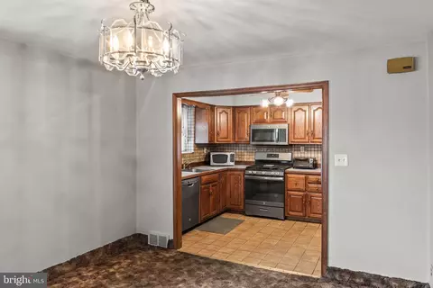 531 Wayne Ave, Springfield, PA 19064 photo 10
