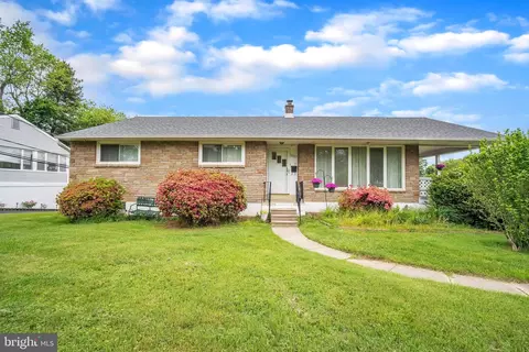 2027 S Park Way, Broomall, PA 19008