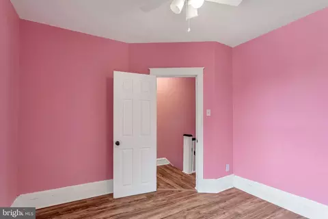 Bedroom - 68 Lamport Rd, Upper Darby, PA 19082 photo 7 of 9