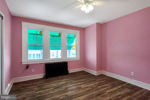 Bedroom - 68 Lamport Rd, Upper Darby, PA 19082 photo 6 of 9