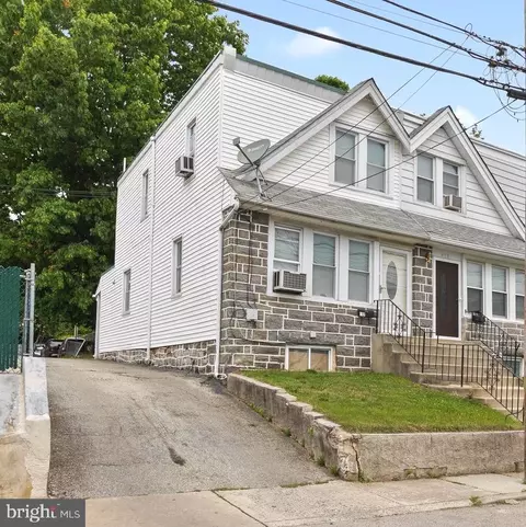 412 S Carol Blvd, Upper Darby, PA 19082