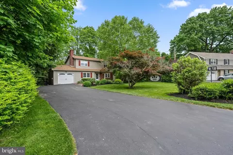 381 Grange Rd # A, Wayne, PA 19087 photo 4