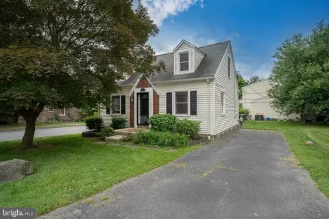 3001 Roberts Rd, Aston, PA 19014