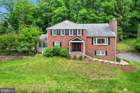 502 Braves Trl Ln, Media, PA 19063