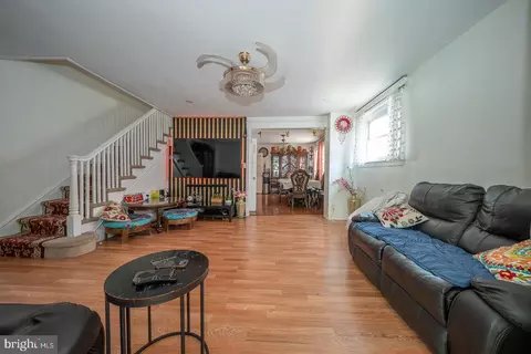119 Heather Rd, Upper Darby, PA 19082 photo 2