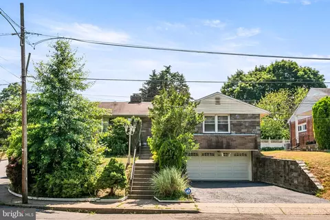 654 Parkview Blvd, Lansdowne, PA 19050