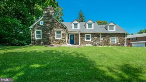 160 N State Rd, Springfield, PA 19064