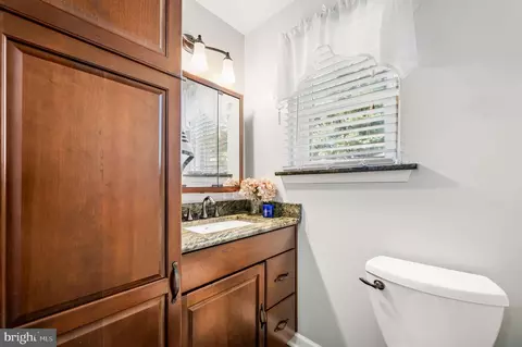 Bath - 2422 E Colonial Dr, Boothwyn, PA 19061 photo 3 of 5