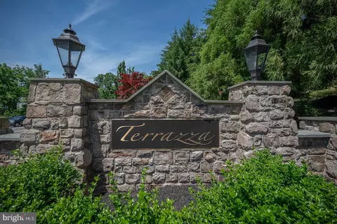 144 Cornerstone Dr #144, Newtown Square, PA 19073