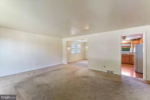 111 Longview Dr, Springfield, PA 19064 photo 4