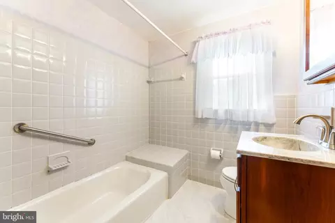 111 Longview Dr, Springfield, PA 19064 photo 18
