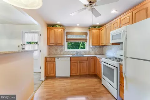 111 Longview Dr, Springfield, PA 19064 photo 8