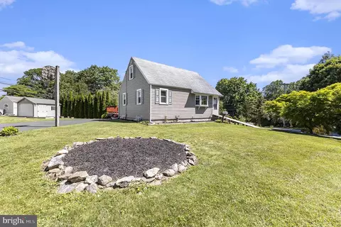 200 Barren Rd, Newtown Square, PA 19073