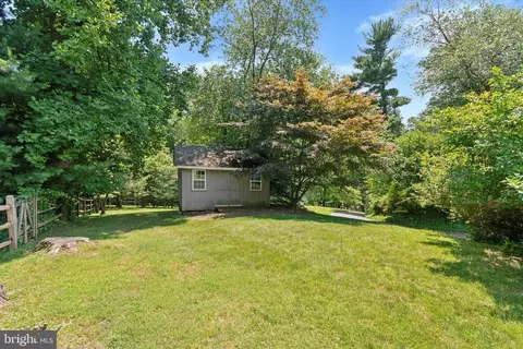 Exterior - 1818 Spring Valley Dr, Springfield, PA 19064 photo 10 of 10