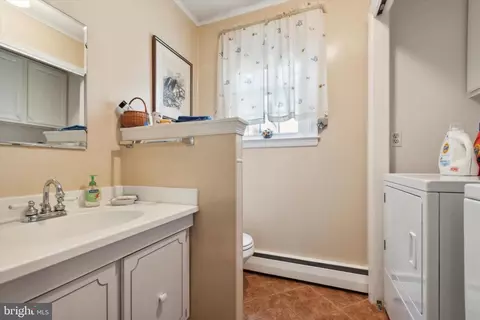 Other - 1818 Spring Valley Dr, Springfield, PA 19064 photo 7 of 8