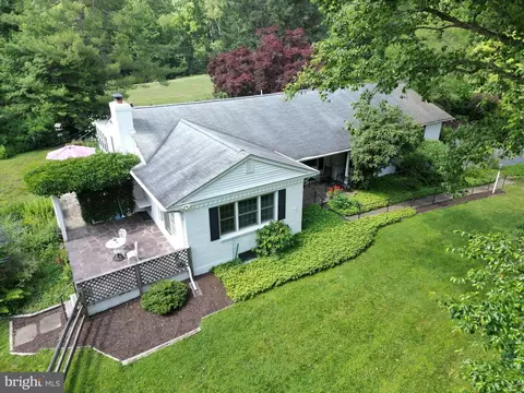 Other - 1818 Spring Valley Dr, Springfield, PA 19064 photo 2 of 8