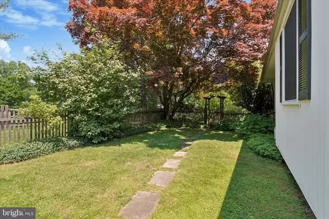 Exterior - 1818 Spring Valley Dr, Springfield, PA 19064 photo 8 of 10